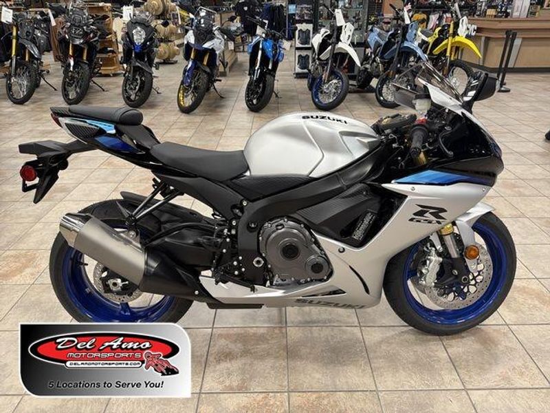 New 2026 Suzuki GSX-R750 Image 1