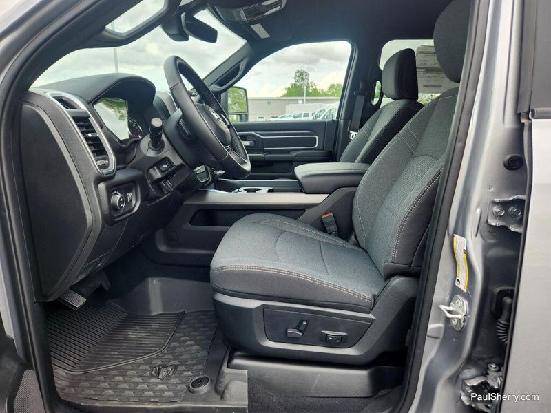 2024 RAM 2500 Big Horn Crew Cab 4x4 6