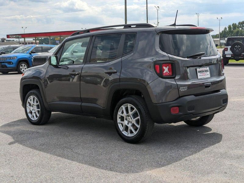 2020 Jeep Renegade LatitudeImage 4