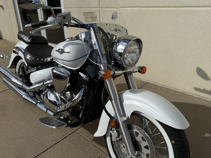 2025 Suzuki BOULEVARD C50T SPECIALImage 4