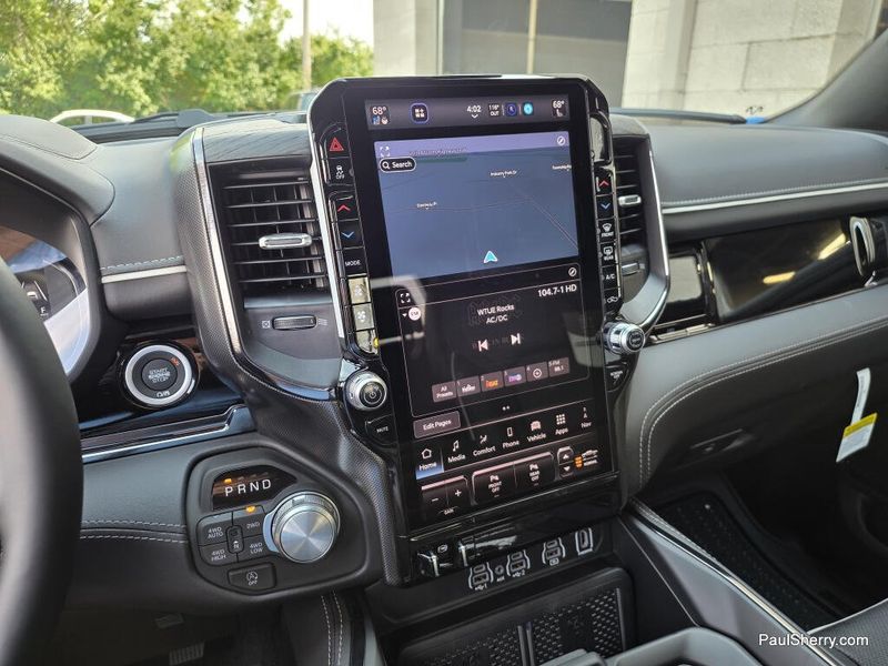 New 2026 RAM 1500 Limited Crew Cab 4x4 5'7' Box