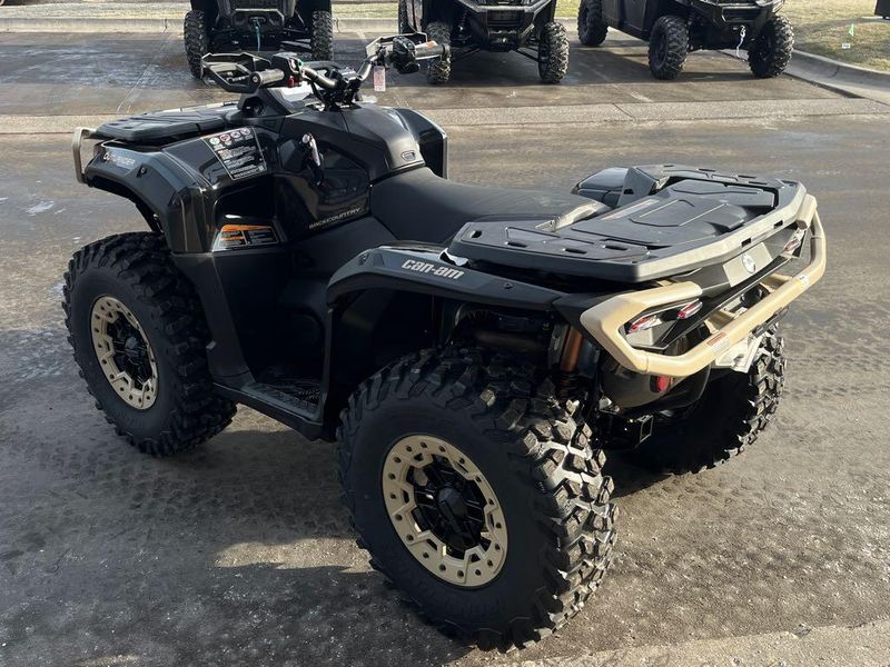 New 2026 Can-Am OUTLANDER BACKCOUNTRY 1000R 