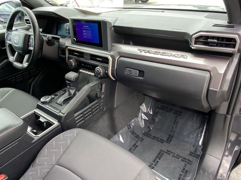 2025 Toyota Tacoma SR5Image 11