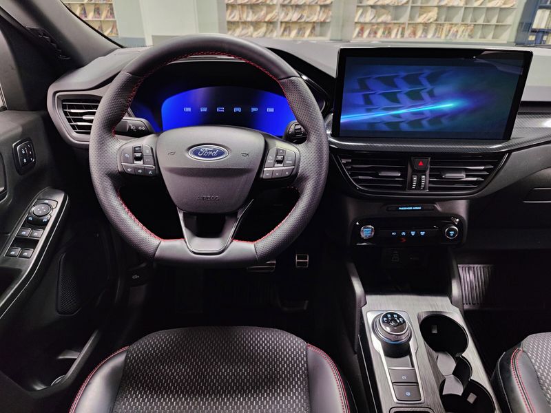 Used 2024 Ford Escape ST-Line Select AWD w/Tech #2 PkgImage 21
