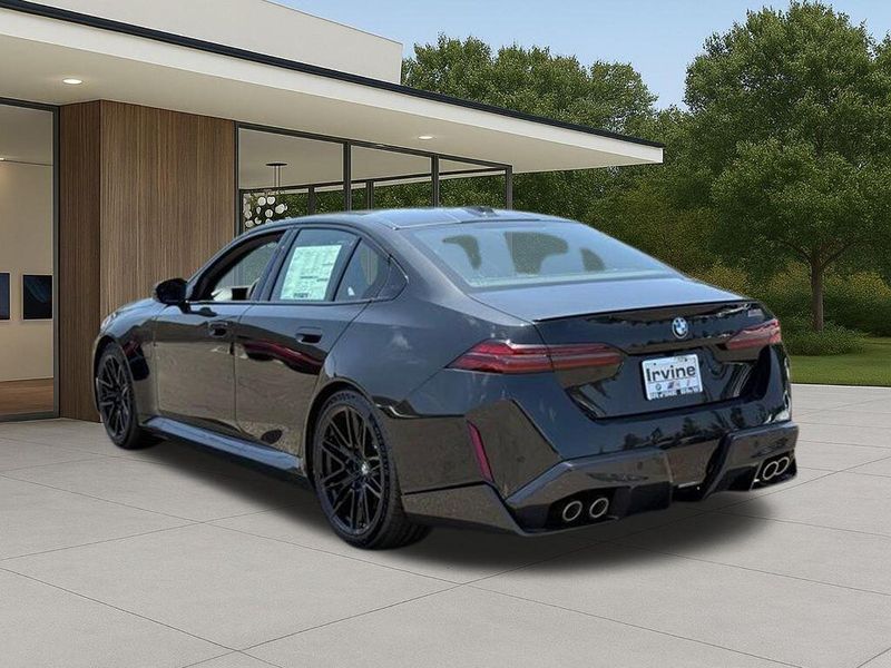 New 2026 BMW M5 BaseImage 12