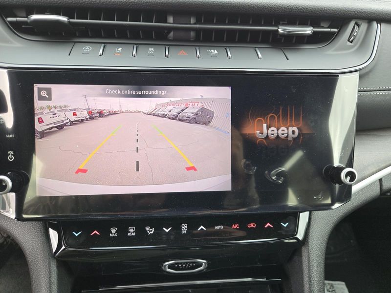 New 2026 Jeep Grand Cherokee L Laredo Altitude 4x4
