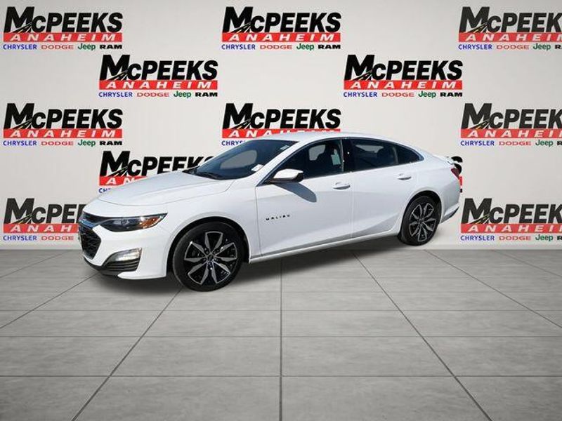 Used 2025 Chevrolet Malibu RSImage 4
