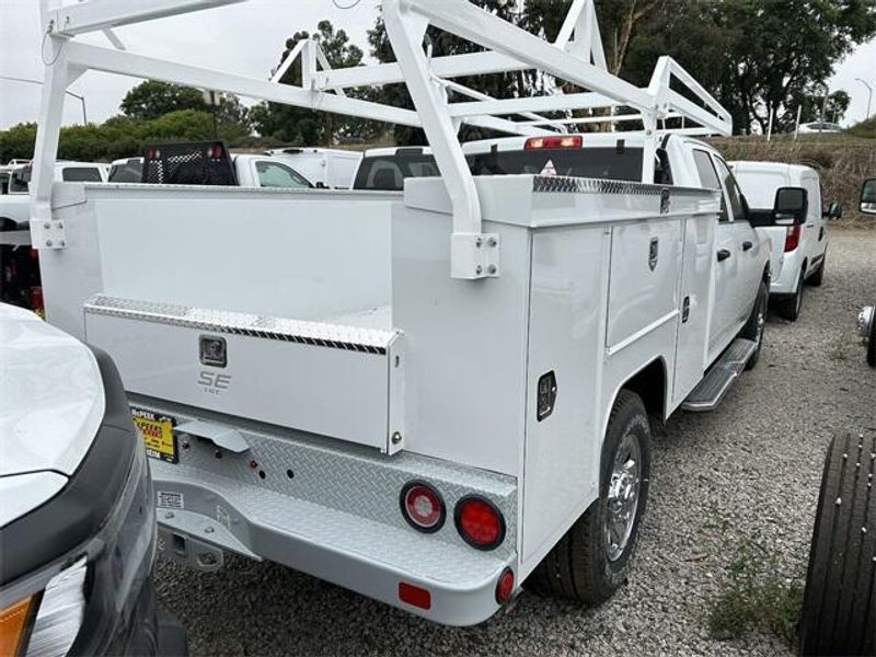 New 2023 RAM 2500 Tradesman Crew Cab 4x2 8