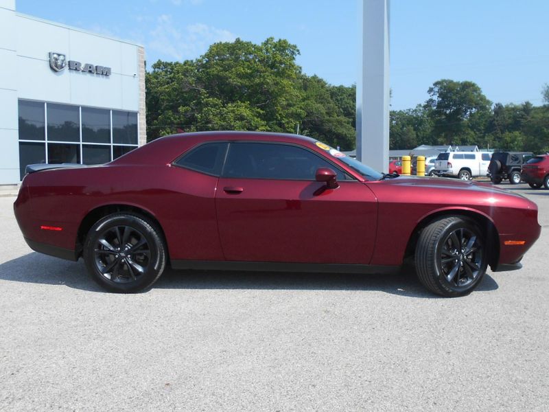 2022 Dodge Challenger SXTImage 27