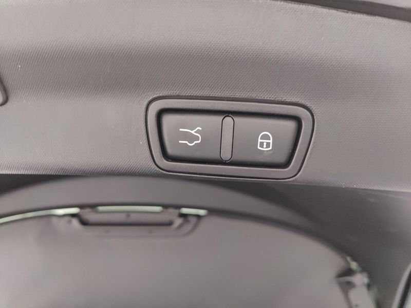 Used 2023 Alfa Romeo Stelvio Sprint AWD w/Sunroof/NavImage 17