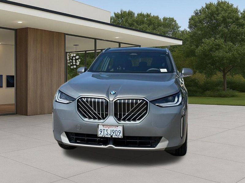 Used 2025 BMW X3 30 xDriveImage 3