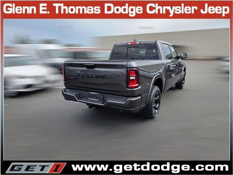 2025 Ram 1500 Big Horn photo 5