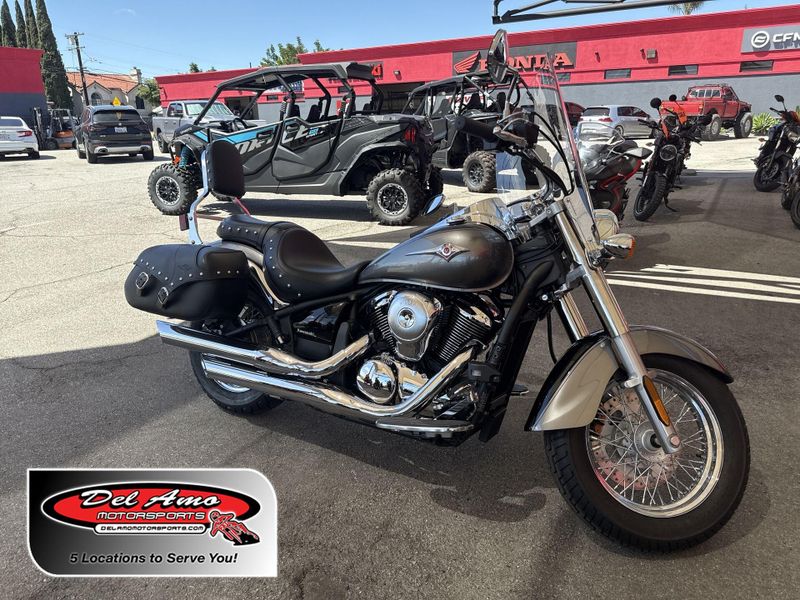 New 2026 Kawasaki VULCAN 900 CLASSIC LT Image 1
