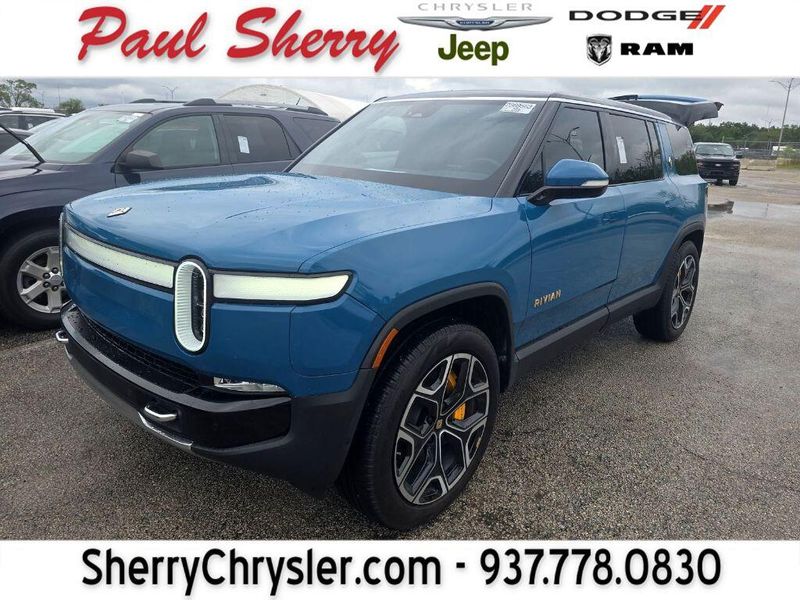 2023 Rivian R1S Launch EditionImage 1