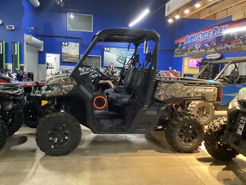 2023 Can-Am DEFENDER XT HD10 MOSSY OAK BREAK UP COUNTRY CAMOImage 10