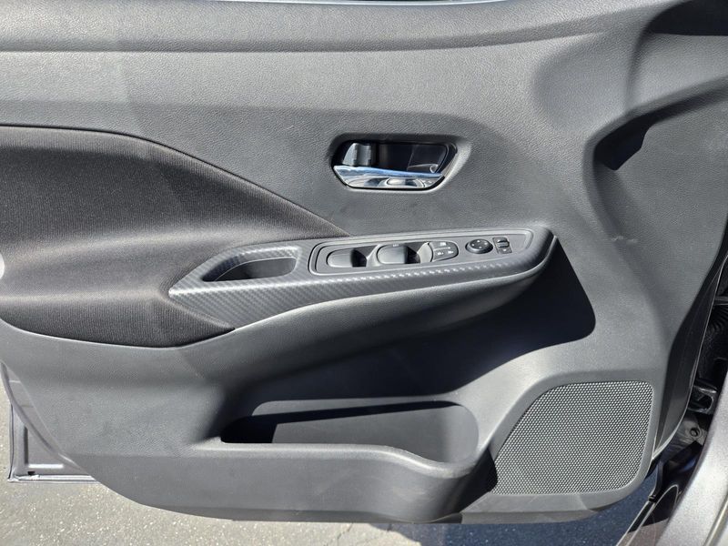 Used 2022 Nissan Versa SV CVT