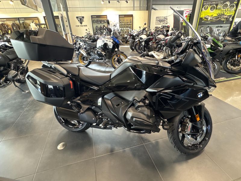 2026 BMW R1300RT
