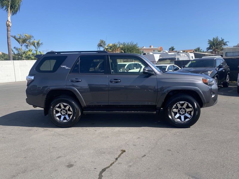 2023 Toyota 4Runner TRD Off-Road PremiumImage 3