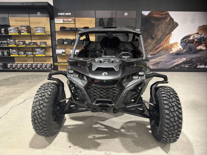 New 2026 Can-Am MAVERICK R X RS 999T DCT Image 12