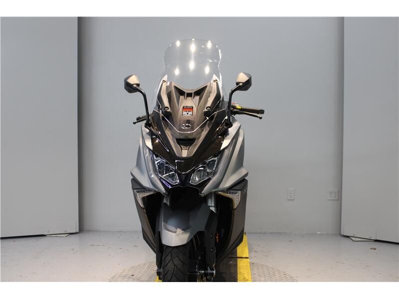 2022 KYMCO AK 550Image 4