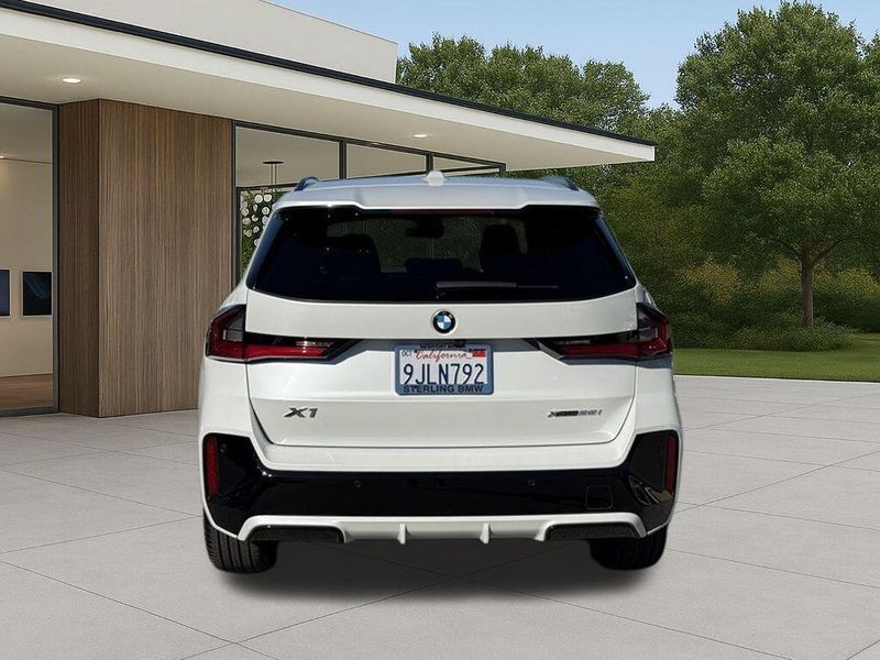 Used 2023 BMW X1 xDrive28iImage 9