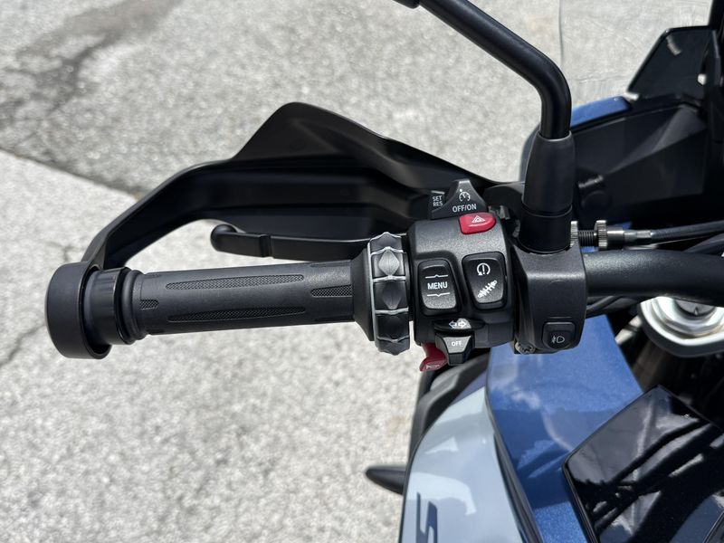 2024 BMW S 1000 XR