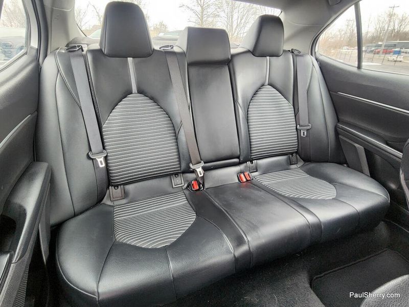 Used 2020 Toyota Camry SE