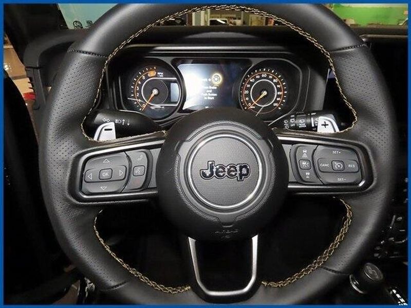 2025 Jeep Wrangler Rubicon 392Image 14