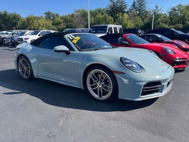 2025 Porsche 911 Cabriolet photo 2