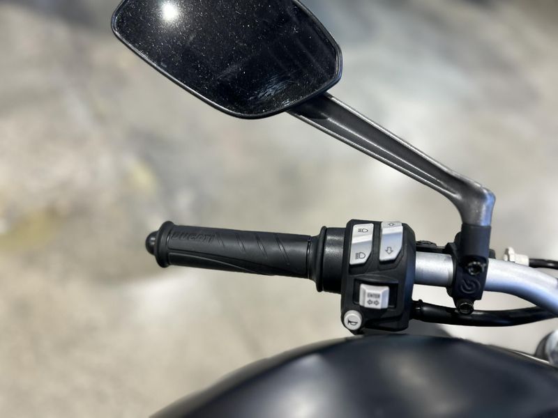 Used 2021 Ducati MONSTER 821 STEALTH Image 17