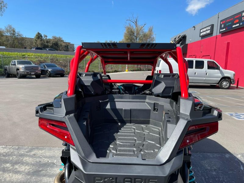 New 2025 Polaris RZR PRO R 4 ULTIMATE Image 33