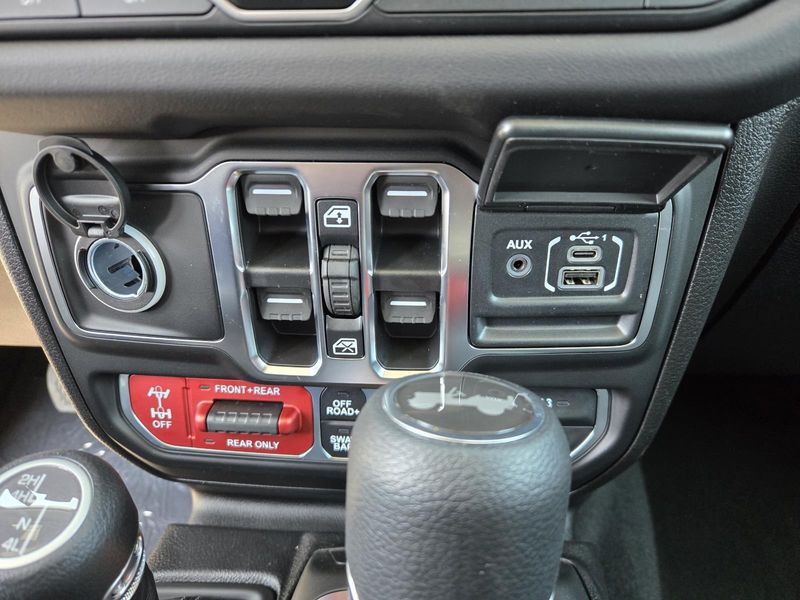 New 2026 Jeep Wrangler 4-door Rubicon