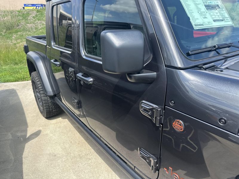 2025 Jeep Gladiator Mojave 4x4Image 5