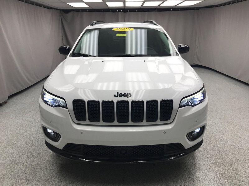 2023 Jeep Cherokee Altitude LuxImage 24