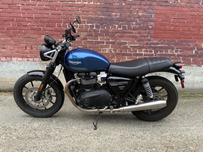 Used 2022 Triumph STREET TWIN 