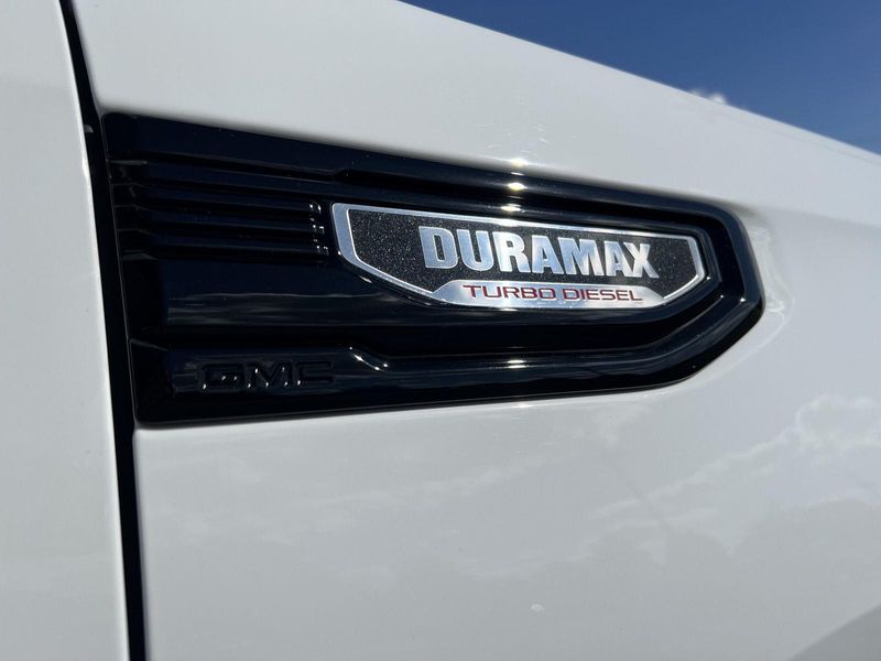 2022 Gmc Sierra 1500 Elevation photo 3