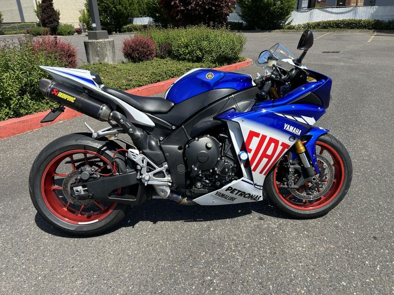 Used 2010 Yamaha YZF R1 LE 