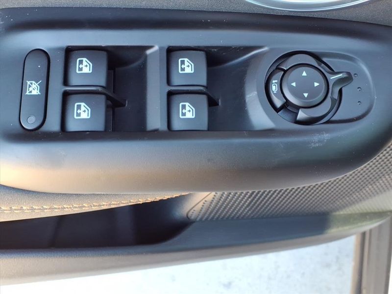 New 2026 Alfa Romeo Tonale Veloce AwdImage 15