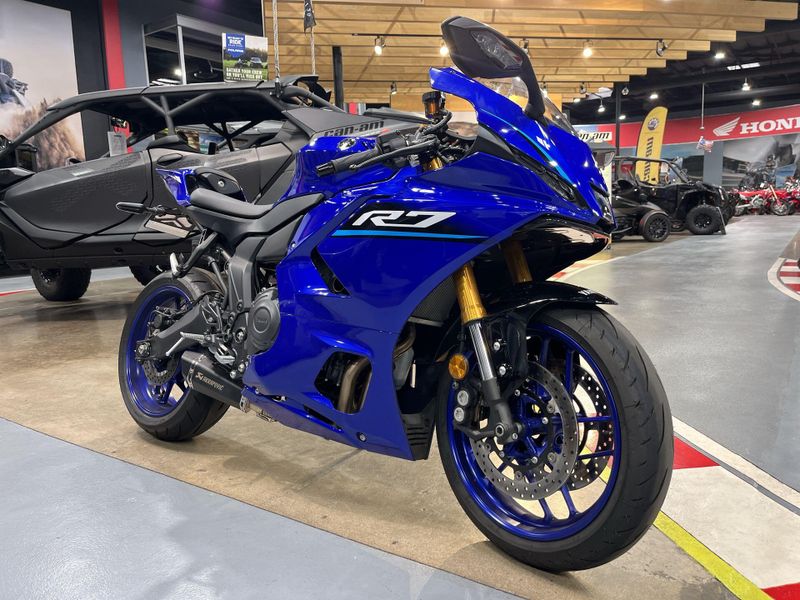 Used 2026 Yamaha YZF-R7 CA Image 24