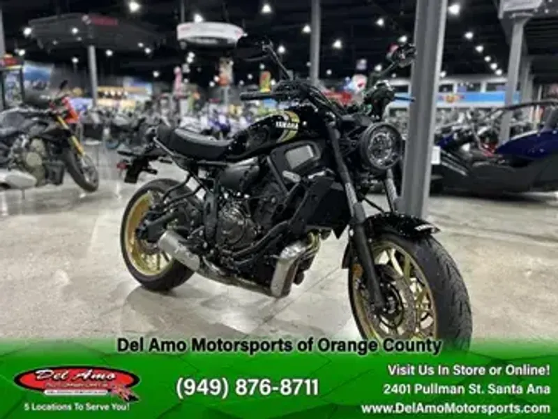 New 2025 Yamaha XSR700 Image 2
