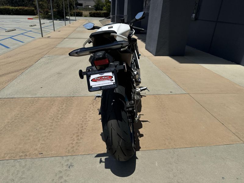 2025 CFMOTO 675SS Image 12