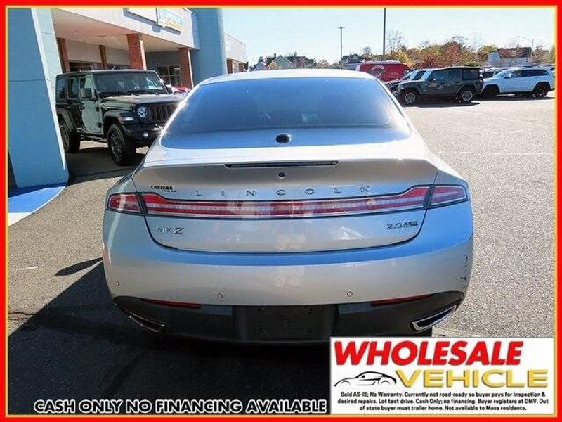 2016 Lincoln MKZ BaseImage 6