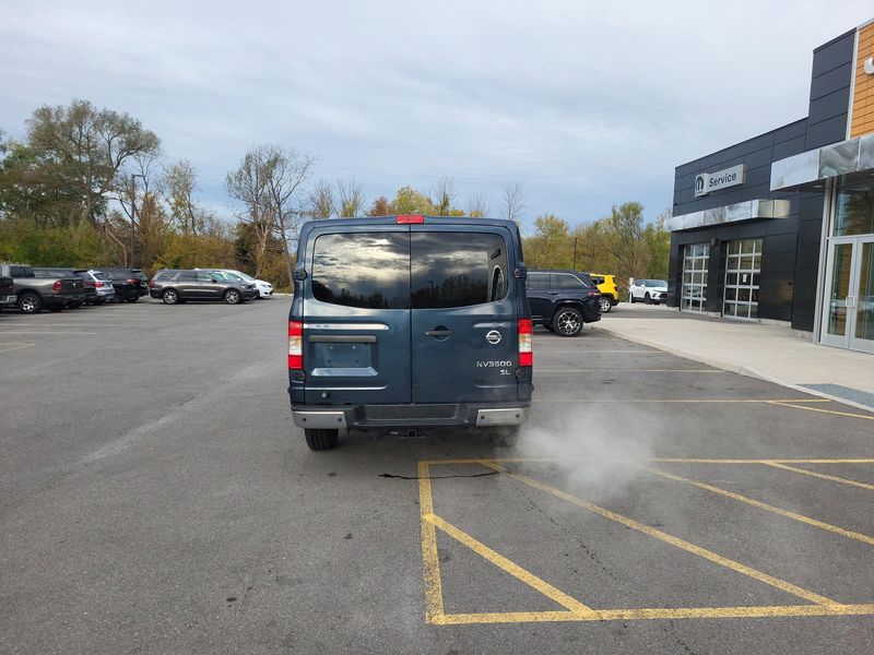 Used 2017 Nissan NV Passenger SLImage 11