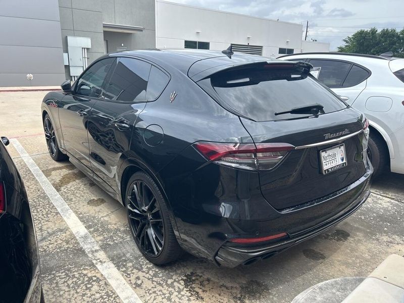 2022 Maserati Levante TrofeoImage 3