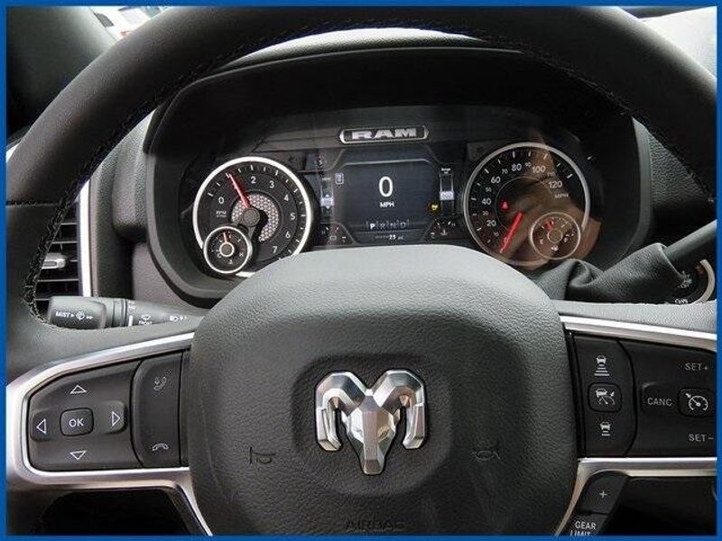 2025 RAM 2500 Big HornImage 15