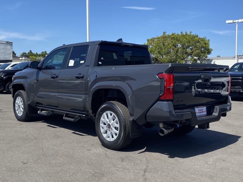 New 2025 Toyota Tacoma SR5Image 5