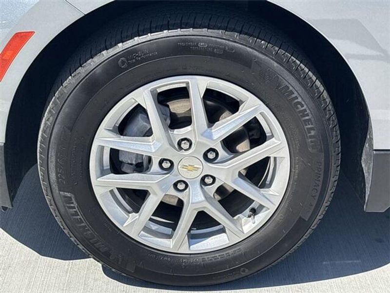 2023 Chevrolet Equinox LTImage 10