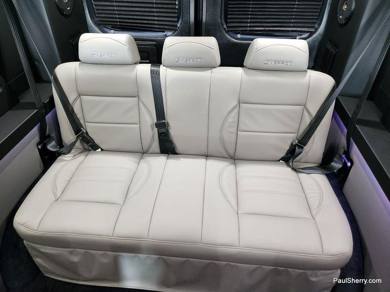 New 2024 RAM Promaster 2500 Slt+ Window Van High Roof 159