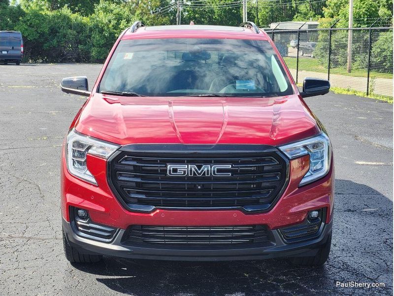 Used 2024 GMC Terrain SLT Elevation Edition