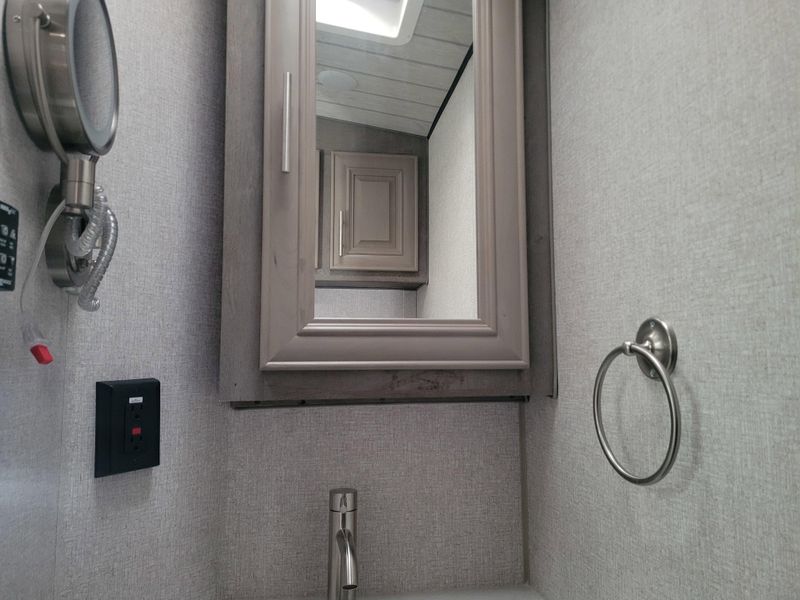 New 2026 NORTHWOOD MFG ARCTIC FOX NXT 295 RL Image 22